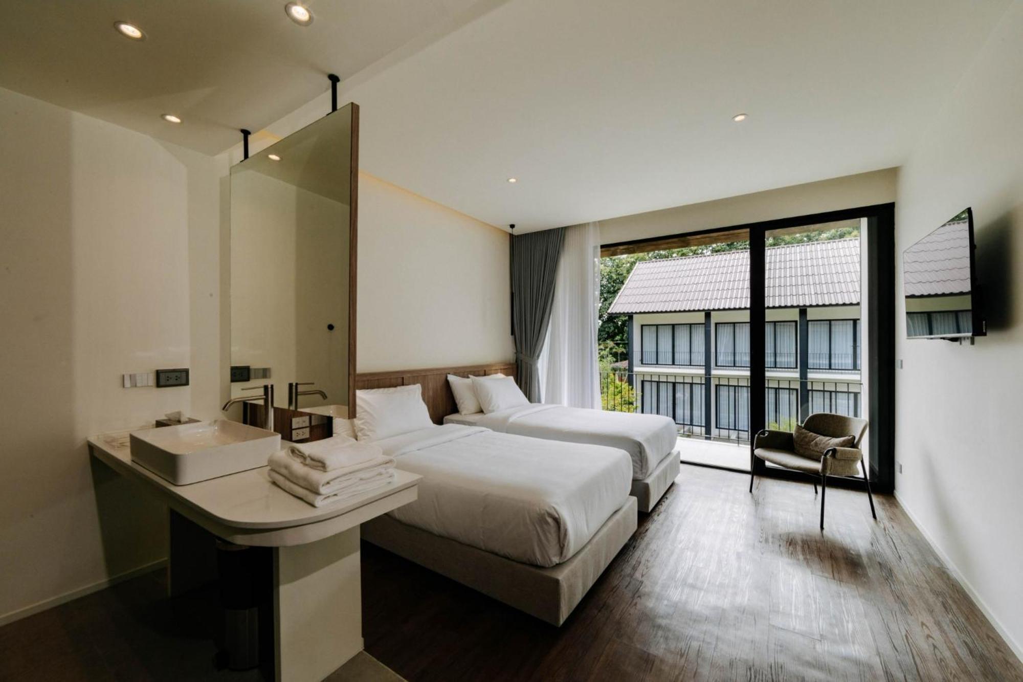 Shanti-Retreat Hotel Pua Exterior photo
